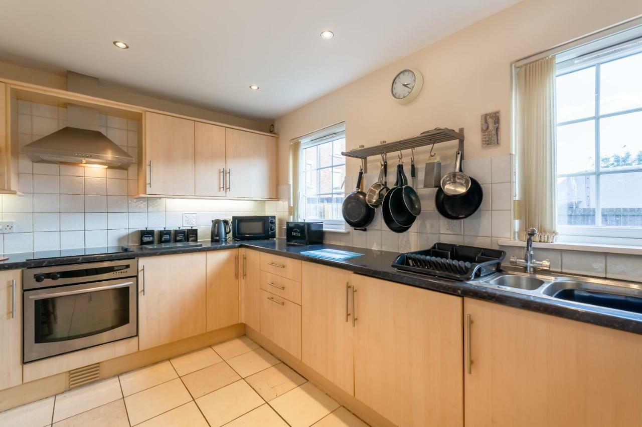 Newcastle City Centre Spacious Town House Free Parking And Wifi Zewnętrze zdjęcie